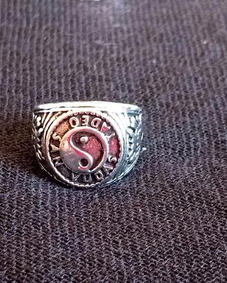 Anello sigillo metallo Design Tao