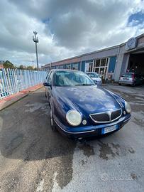 Lancia lybra