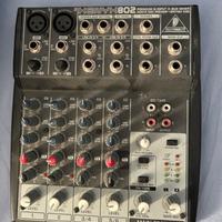 Mixer Behringer Xentyx802