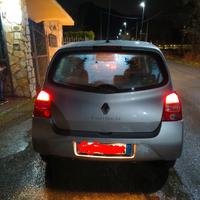 .🚗 Renault Twingo 1.2 Benzina – Neopatentati