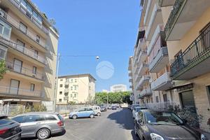 4 LOCALI A PALERMO