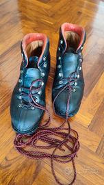 Scarponi trekking montagna in pelle vintage 