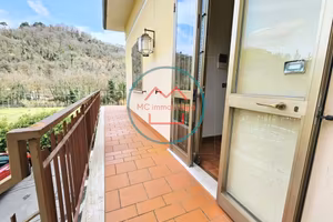 Appartamento di 110 m² con 4 locali e box auto a M