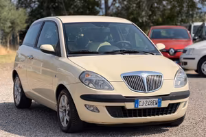 Lancia Ypsilon 1.2 Argento