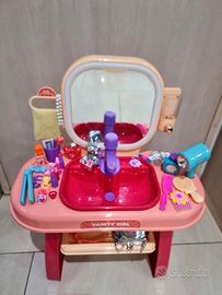 Toeletta con specchio illuminato a LED, musica ect
