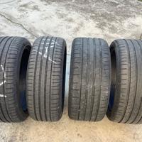 Gomme Pirelli  275/35  245/40 per bmw 520d xdrive