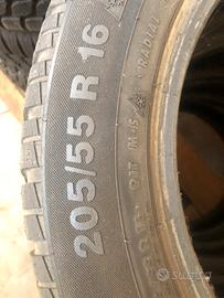 Gomme 205/55 R16