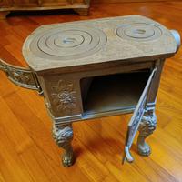 stufa in ghisa da collezionismo 