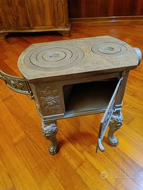 stufa in ghisa da collezionismo 