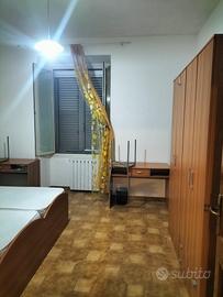 camere traversa via Dante zona San Benedetto 