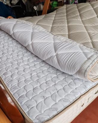 Materasso matrimoniale Altrenotti Biorest con top
