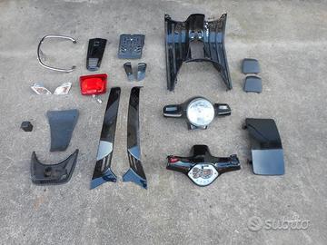 plastiche ricambi piaggio vespa gts 300
