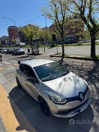 Renault Clio R.S. 1.6 200 cv