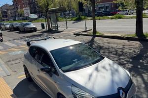 Renault Clio R.S. 1.6 200 cv