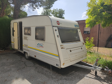 Roulotte BURSTNER CARAVAN 4363