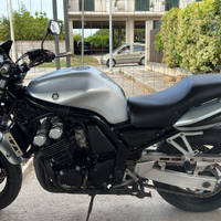 Yamaha fazer fzs 600