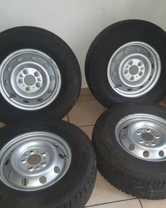 gomme / cerchi  225 75 16 