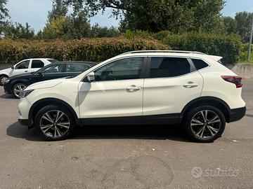 Nissan Qashqai 1.6 dci N-Connecta 2wd130cv xtronic