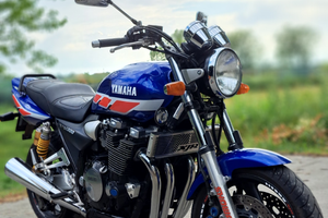 Yamaha XJR 1300 1999