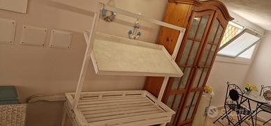 carettino in legno espositore