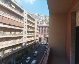 Appartamento 300mq via Giosuè Carducci Napoli