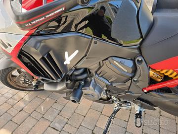 Fianchetti  Carbonio Vulturbike Multistrada