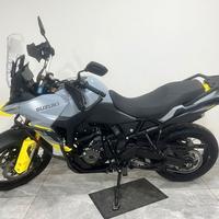 Suzuki V Strom DL 800 - 2023