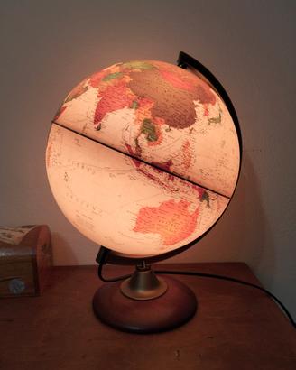 Mappamondo luminoso