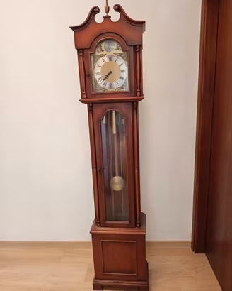 Splendido orologio a pendolo a colonna colore noce