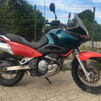 Suzuki XF Freewind 650 - 1997 PASSAGGIO INCLUSO 12