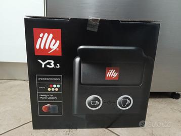 Macchina del caffè illy