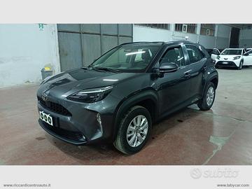 TOYOTA Yaris Cross 1.5 Hybrid 5p. E-CVT Active