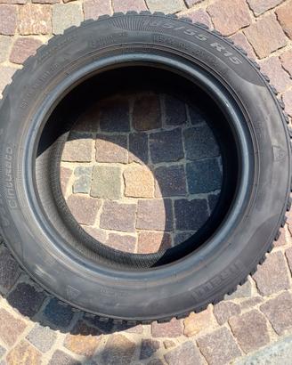 Gomme da neve misura  185/55 R15 82T