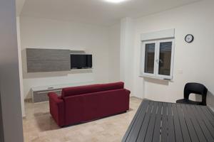 Locri appartamento arredato