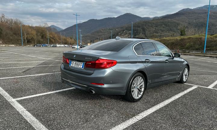 Bmw 530 xdrive g30 no superbollo