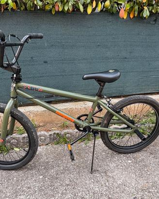 Bici BMX Mongoose 20"