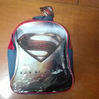 Zainetto Superman e astuccio Disney