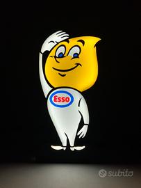 Insegna luminosa esso