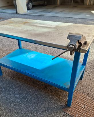 Banco da Officina professionale con morsa