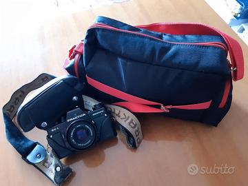 MACCHINA FOTOGRAFICA CON BORSA