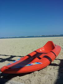 Canoa monoposto in resina