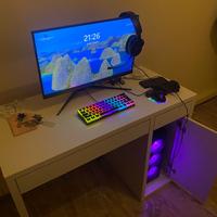 Pc gaming + Monitor 27” MSI 144Hz + postazione