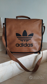 Borsa hot sale adidas pelle