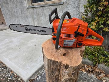 Husqvarna  262 xp