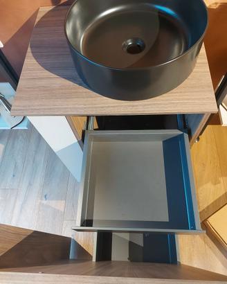 MOBILE BAGNO