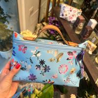 Pochette floreale.