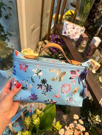 Pochette floreale.