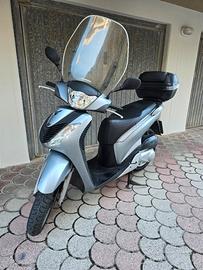 Honda sh 150i 2011 17900 km