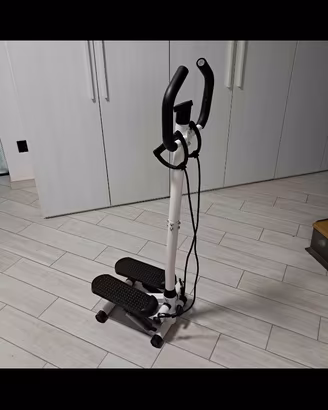 stepper verticale con manubrio e display 