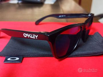 Occhiali da sole Oakley Frogskins 24-296 Polarizza